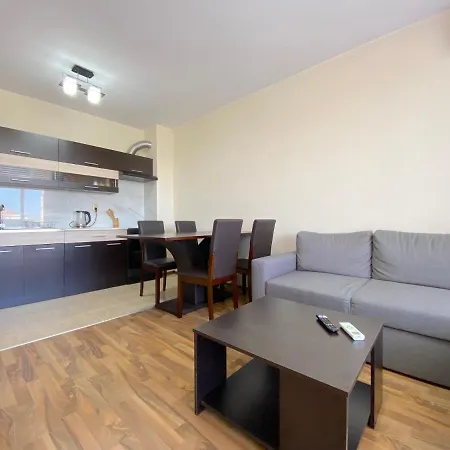 شقة Private Apartment - Elitonia Gardens - Ravda رافدا